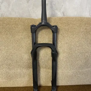 Rock Shox Judy 27.5 130mm Boost 110x15mm чудовий стан