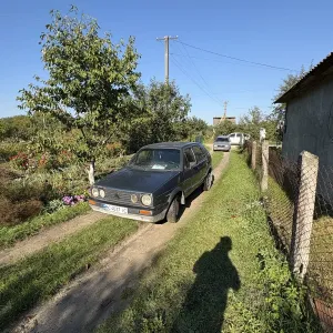 Продам гольф 2 1.6