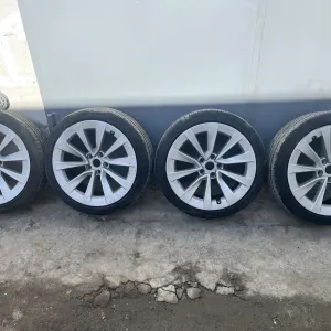 Колеса в зборі R19 Tesla Model 3 Restail + Hankook