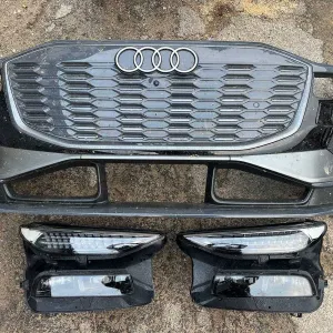 Бампер Audi E-tron Q6 Фари Ауді Етрон Ку6 Фара Ку 6 Решітка Ауди Фары