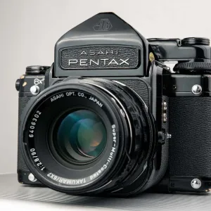 Плівкова камера Pentax 67 6x7 MLU, обʼєктив 90mm 2.8 LS