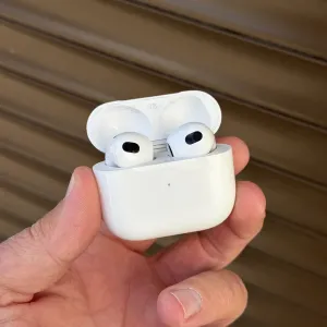 Навушники Apple AirPods 3 A2564