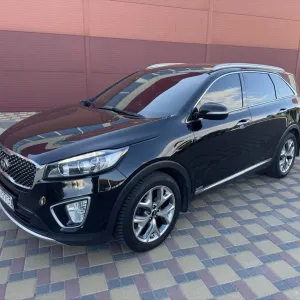 Kia Sorento Official.