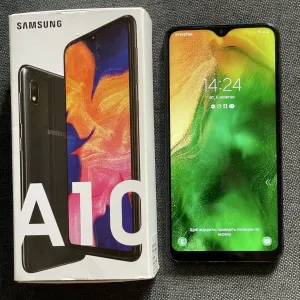Samsung a10 (2/32 gb)