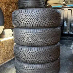 Шини зима 235/55/19 Michelin Cross Climate 2