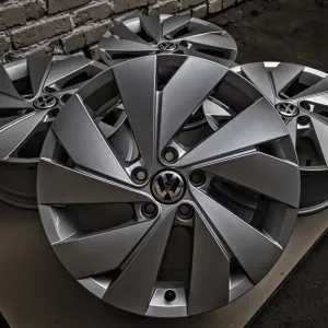 Нові R17 5x112 | Original | Volkswagen/Skoda/Seat/Audi/Cupra... | VAG | Комплект / 4шт | Рідна фарба, ідеальний заводський стан | Преміум диски