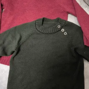 Знижка до 31.09 Теплі светри hand made 100% меріносова  вовна