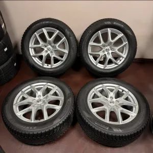 Volvo XC60 R18 оригінальні диски шини зимові Pirelli 235 60 18 Scorpion Winter 2