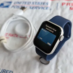 Екран без подряпин Магазин з США Apple Watch SE 40 Silver Все працює з Apple Pay