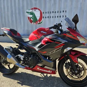 Продаж Кавасаки нинзя 2018рік Kawasaki Ninja 400 РОЗМИТНЕНИЙ! з Японії без пробігу по Україні  стокмото Мотоцикл Kawasaki Ninja 400 стокмото