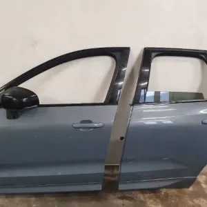 VOLVO XC60 II Двері передні задні ліві праві