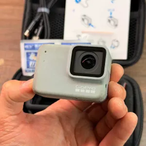 Екшн-камера GoPro Hero 7 White, в повністю робочому стані