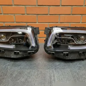 Фари передні Mercedes GLB X247 W247 Фара права або ліва EU USA разбор