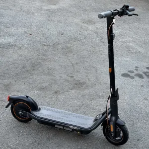Продам електросамокат ninebot з потужной батарейкой