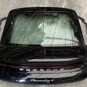 Porsche Panamera 971 Кришка багажника