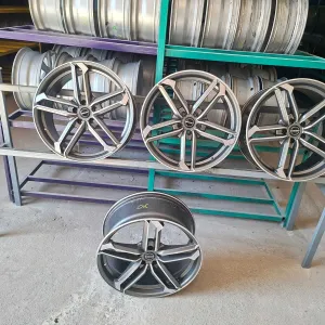 Різноширокі диски Borbet 5/112 R20 8,5J ET30  9,5J ET35.