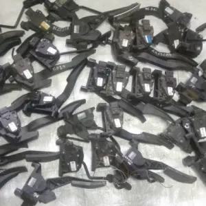 педаль газу Opel Astra Vectra Zafira Corsa Combo Signum Insignia