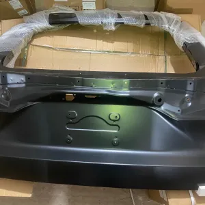 Toyota Venza крышка багажника 2021-2024 67005-48A50