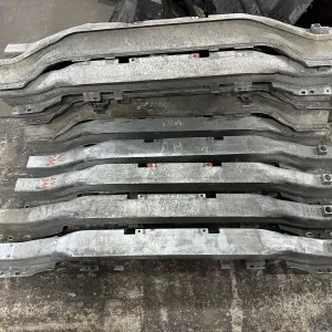 Усилитель заднего бампера opel astra h 13125147