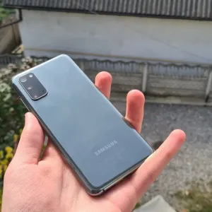 Samsung s20 128/8 телефон самсунг с20