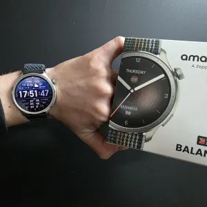 Смарт-годинник Amazfit Balance | Стан Супер | Все працює бездоганно | Офіційна українська версія | Повний заводський комплект