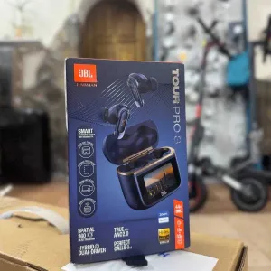 JBL Tour Pro 3 — преміальні TWS-навушники з гібридними dual-driver