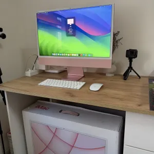 iMac 24’ 2021 M1 8CPU / 7GPU 8GB RAM 256GB SSD Pink