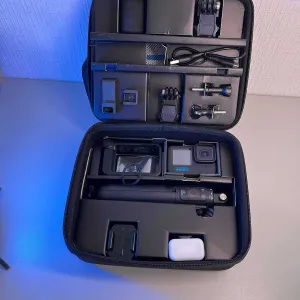 Екшн-камера GoPro Hero 11 Creator Edition з флешкою на 256ГБ