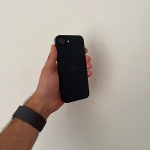 Iphone 16e Icloud lock