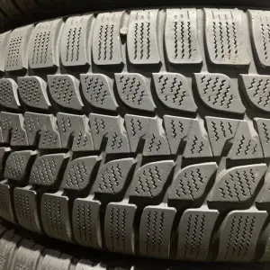 Шини б/у зима 235/60 R17 Bridgestone LM-25 4x4