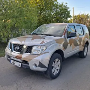 Продам Nissan Pathfinder в хорошем состоянии