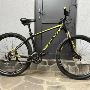 Продам велосипед Giant