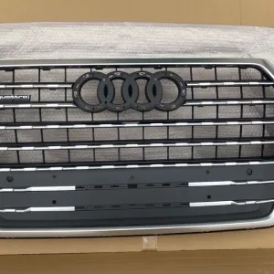 Нова Решітка радіатора Audi Q7 4m  решетка радиатора ауди кью 7