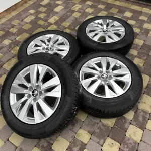 R17 оригінальні диски 5x108 Peugeot 3008/5008 / Ford Kuga / Renaul Koleos 215/65R17 (зима)