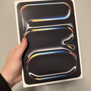 Apple iPad Pro 11 2025, 512GB, Space Black, Wi-Fi + LTE (M5)