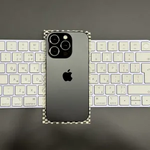 iPhone 16 Pro 128GB Black Titanium, фізична SIM (iCloud заблокований, на запчастини)