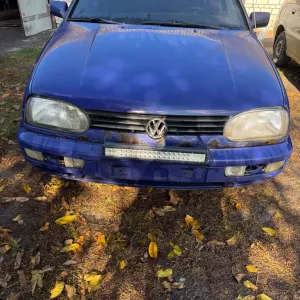 Автомобіль.  Фольксваген. Гольф 3