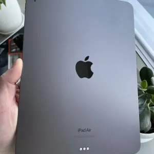 Apple iPad Air 4 Space Gray 64 Gb Wi-Fi (MYFM2LL/A)