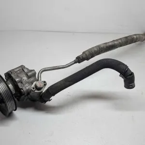Насос гідропідсилювача керма ГУР Volkswagen 7P 7P6422154 Фольксваген Туарег НФ Таурег Touareg NF Насос гидроусилителя руля ГУР усілітель підсилювач