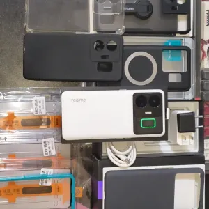 Realme GT Neo 5 16/1TB (прошитий під глобальний GT3) + зарядка 160 Вт + аксесуари