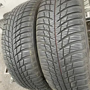 Шини 205/55 R17 пара Bridgestone  зима 7,4мм