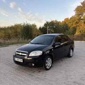 Chevrolet Aveo максимальна комплектація ГАЗ/бензин