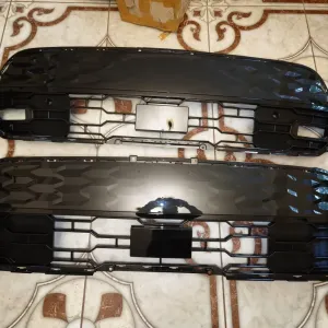Kia Niro EV  решітка радіатора нова оригінал 15000грн