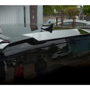 Land Rover Defender 2019+ Спойлер (чорний)