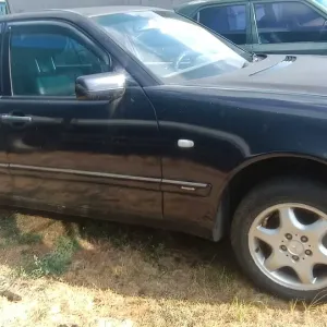 Потолок Mercedes-Benz W210 (светло-серый) седан под люк, обшивка криши
