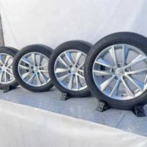 Легкосплавні диски Infiniti з гумою Bridgestone 225/55 R17 Розборка
