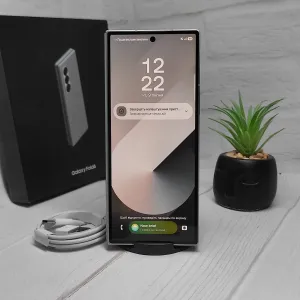 Продам телефон Samsung Fold 6 12/256Gb NFC в гарному стані