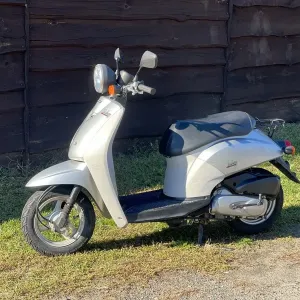 Honda today af61