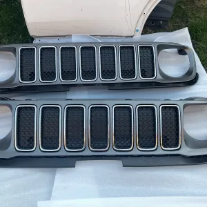 Решітка гриль рестайл jeep renegade