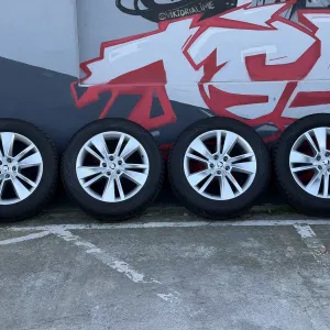 Диски Skoda з зимовою резиною r18